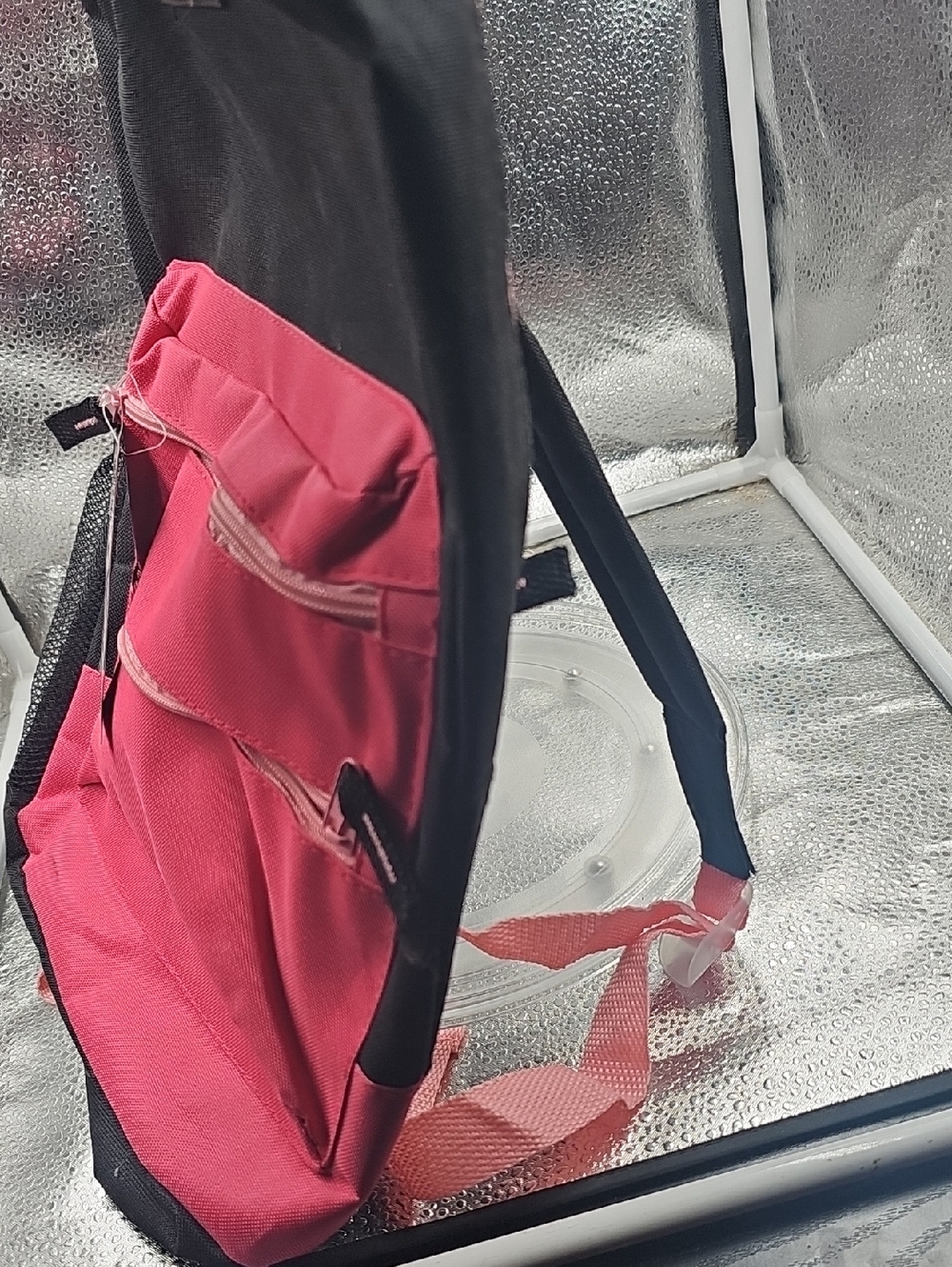 C1 Kids BlackAnd Pink Backpack. - Picture 2 of 7